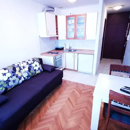 Zen Apartman *